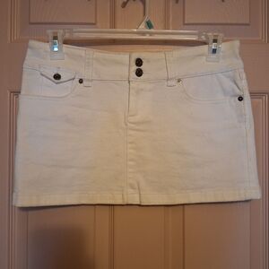 Guess White Mini Skirt